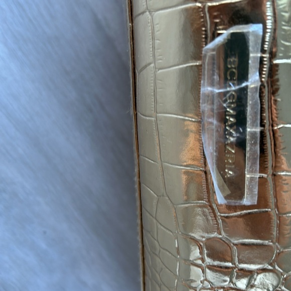 BCBG maxazria golden bag - Picture 2 of 4